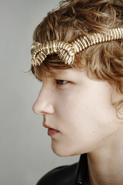 Look 16